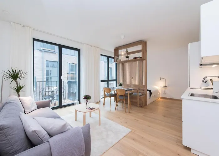 Cohost I New W-balcony, Self Check-in At The Renesanso Complex Apartment *